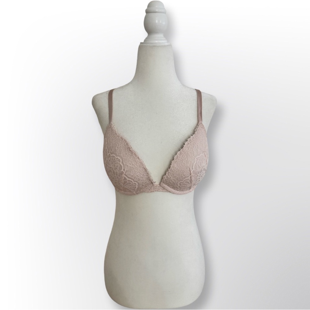 Victorias Secret Dream Angles Push-Up Bra in Blush | Size 32DD